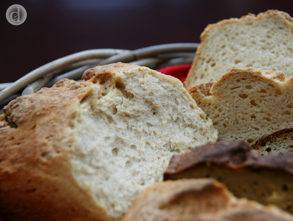 Sourdough loaves sourplain200011